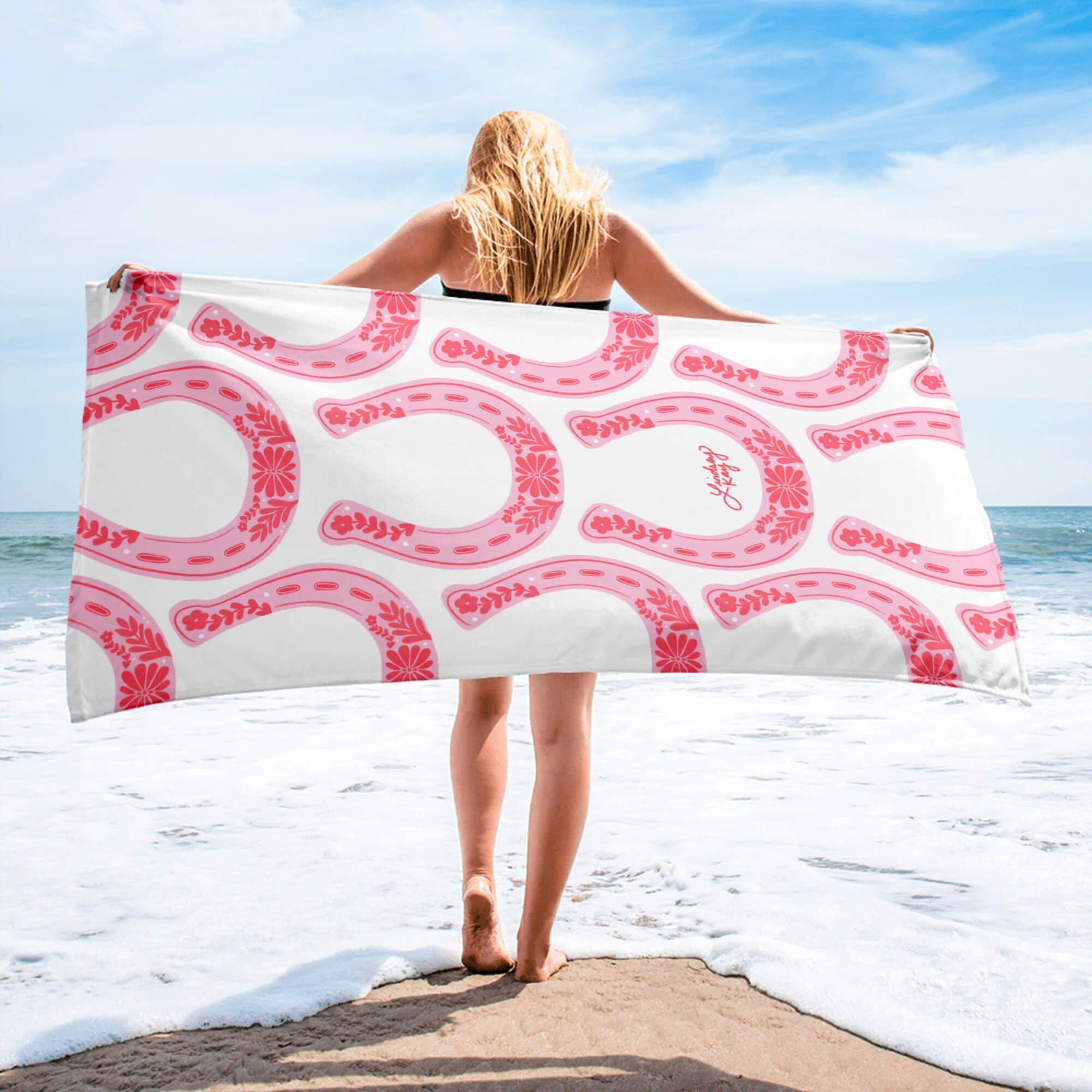 Western Horseshoes - Beach Towel