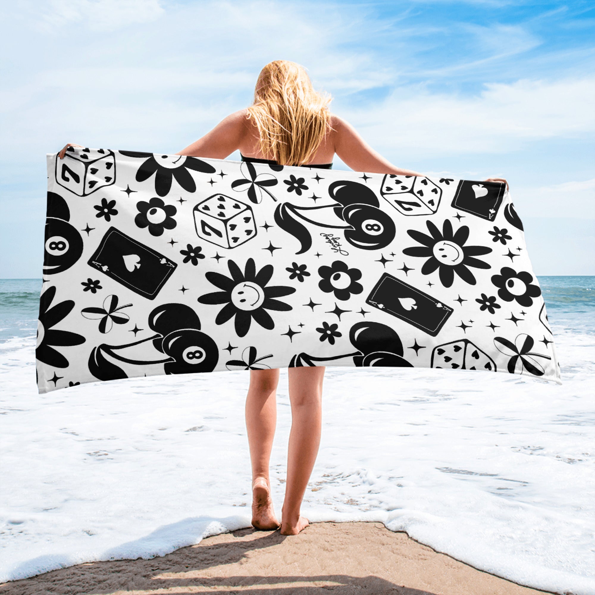 Retro Y2K Design - Beach Towel