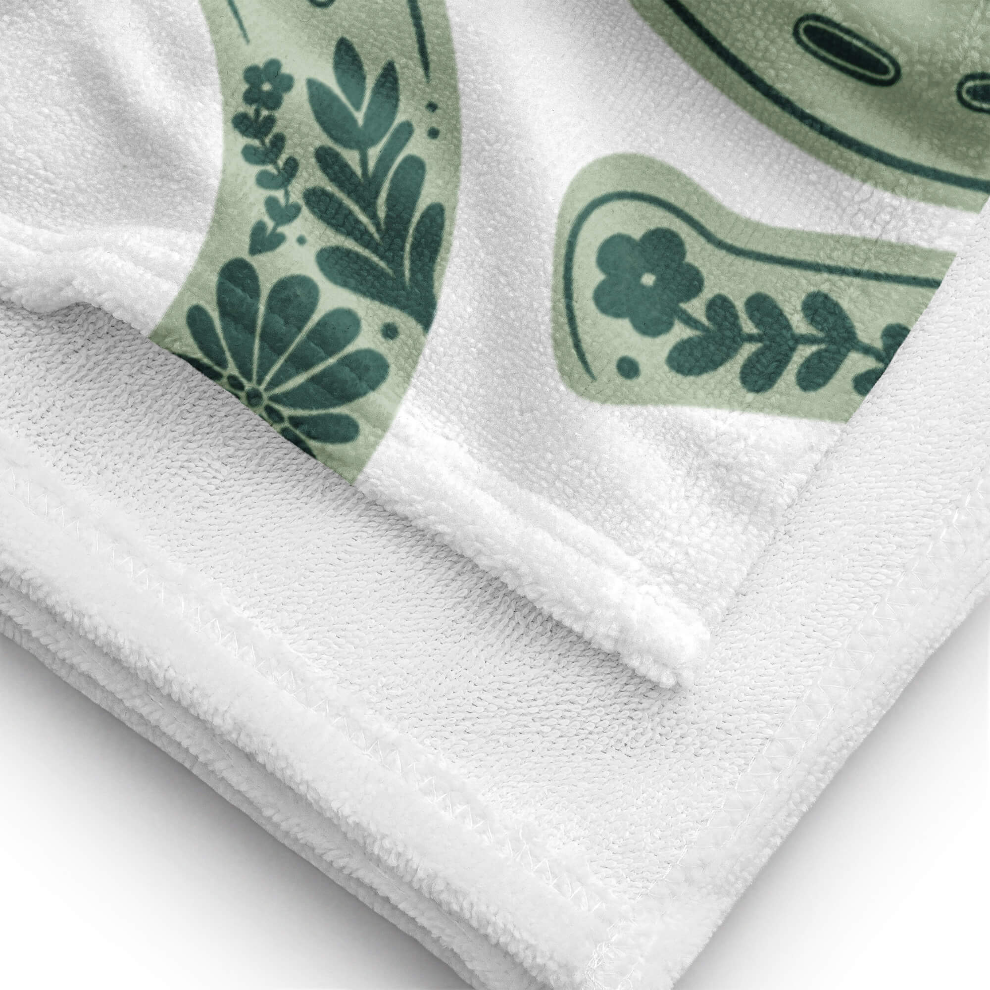 Western Green Horseshoes - Beach Towel