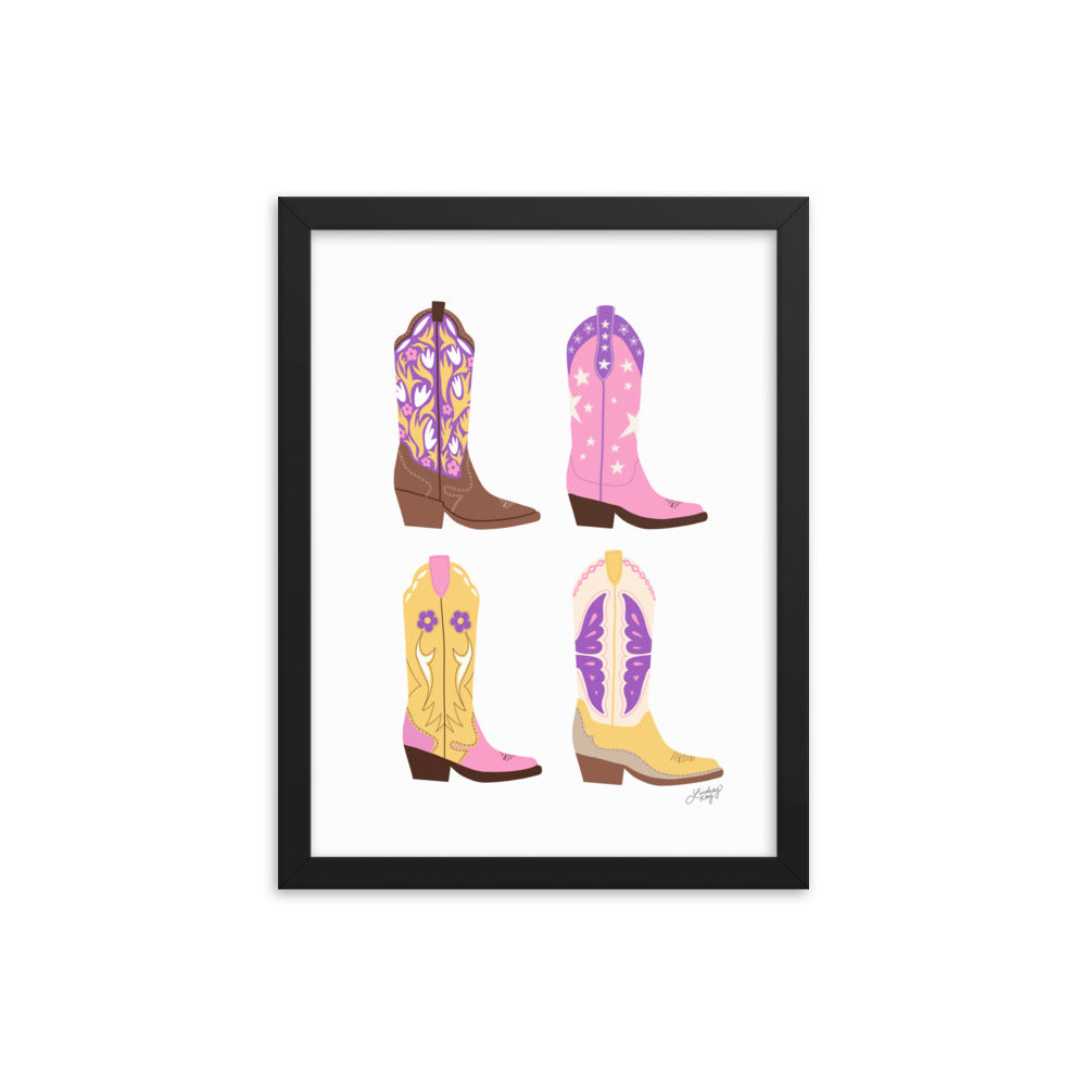 Illustration de bottes de cowboy (palette rose/violet/jaune) - Impression mate encadrée