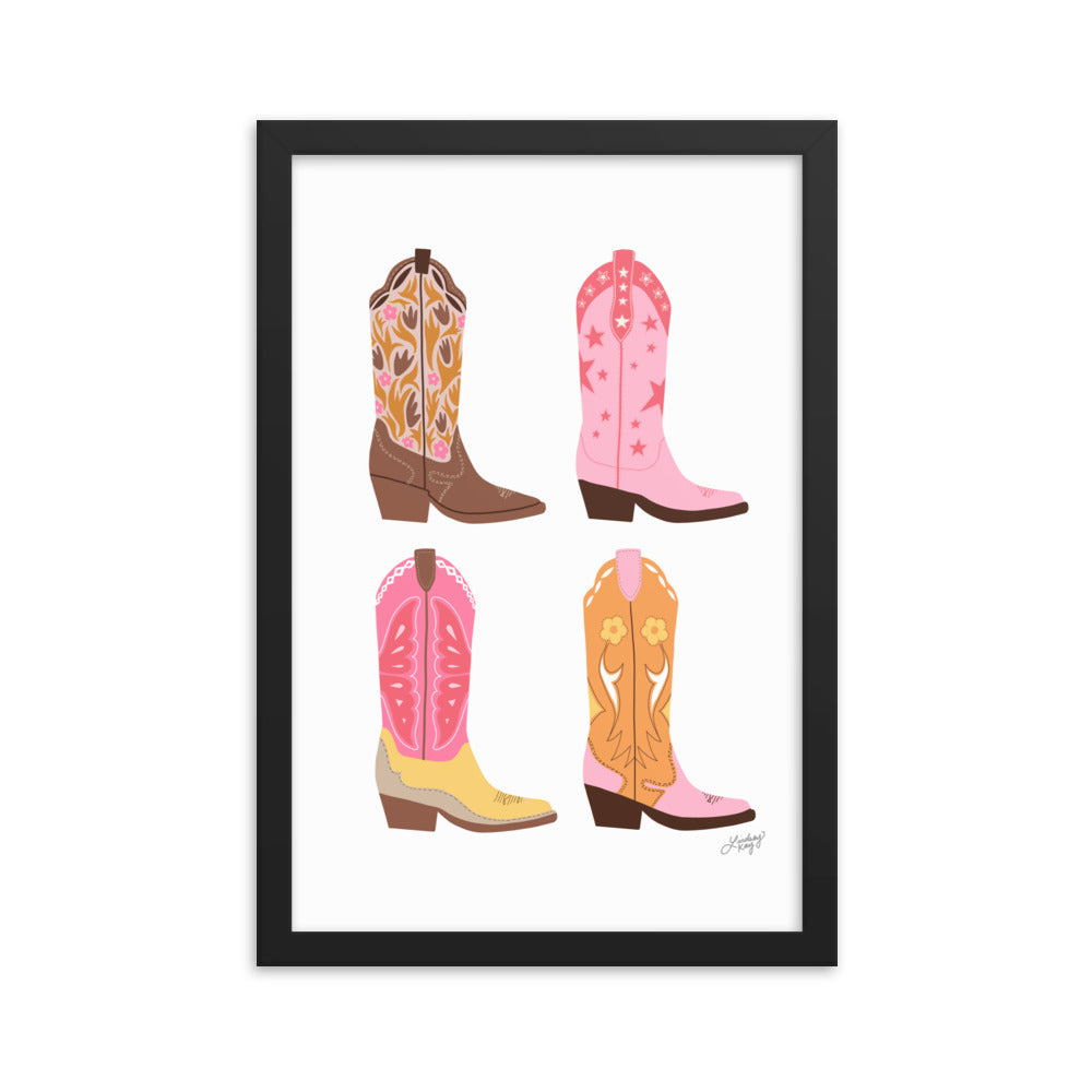 Illustration verticale de bottes de cowboy (palette chaude) - Impression mate encadrée