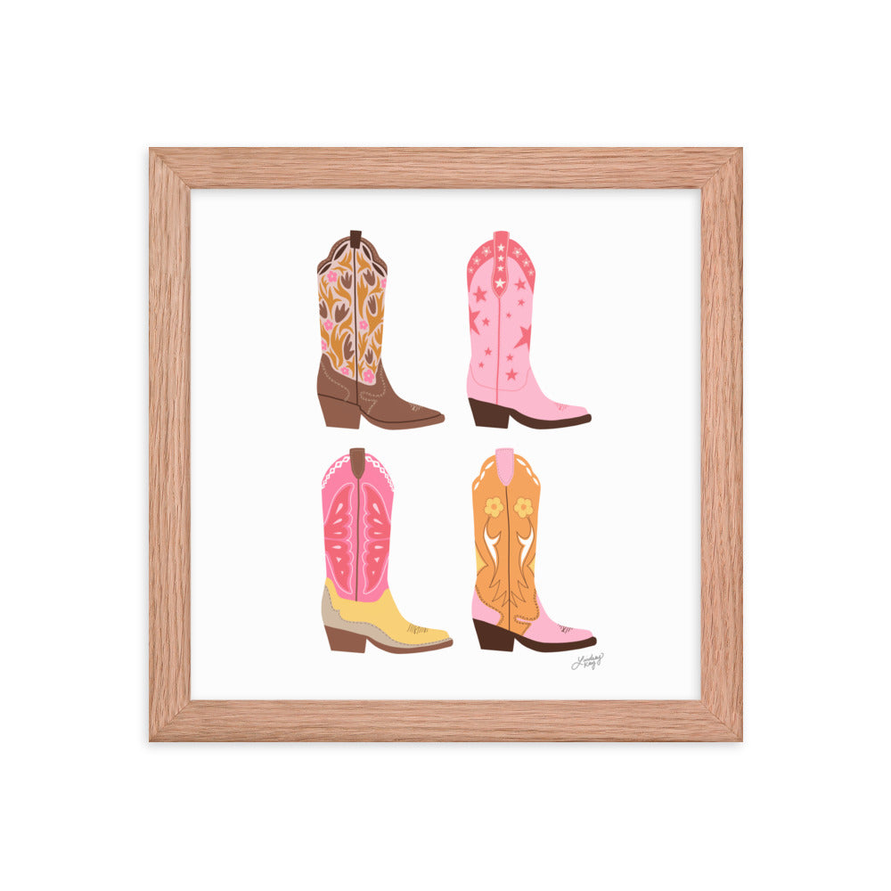 Illustration verticale de bottes de cowboy (palette chaude) - Impression mate encadrée