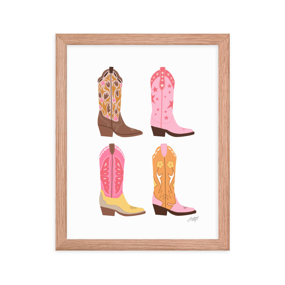 Illustration verticale de bottes de cowboy (palette chaude) - Impression mate encadrée