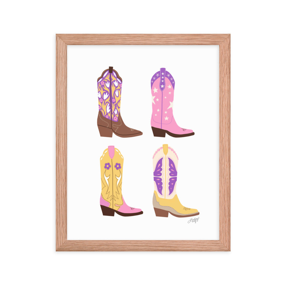 Illustration de bottes de cowboy (palette rose/violet/jaune) - Impression mate encadrée