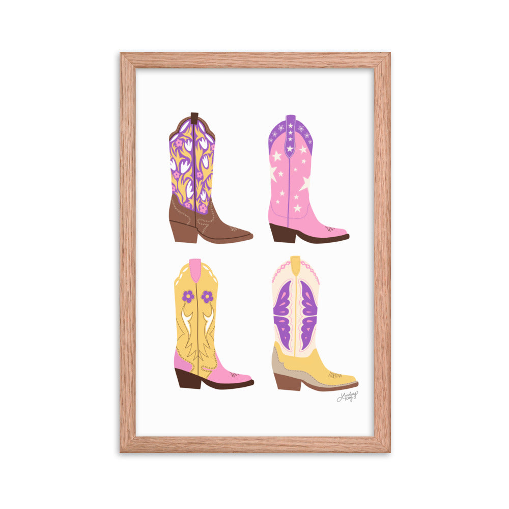 Illustration de bottes de cowboy (palette rose/violet/jaune) - Impression mate encadrée