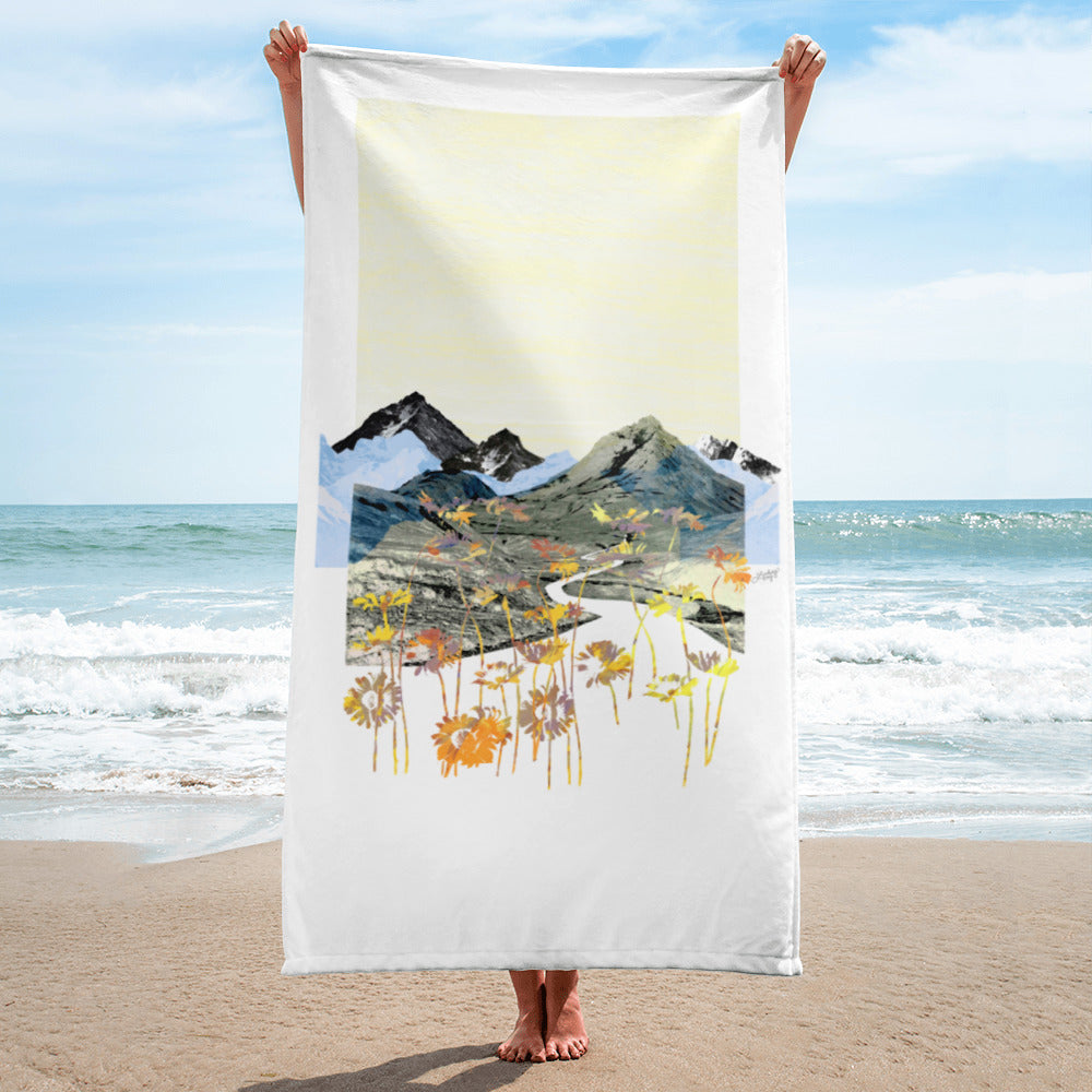 Daisy Mountain - Beach Towel